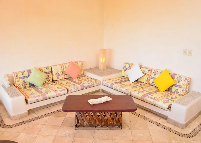 San Sebastian Villa Zihuatanejo
